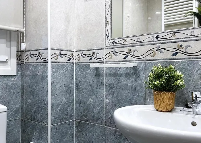 Blas De Otero, Vivienda Turística Reformada Con Wifi